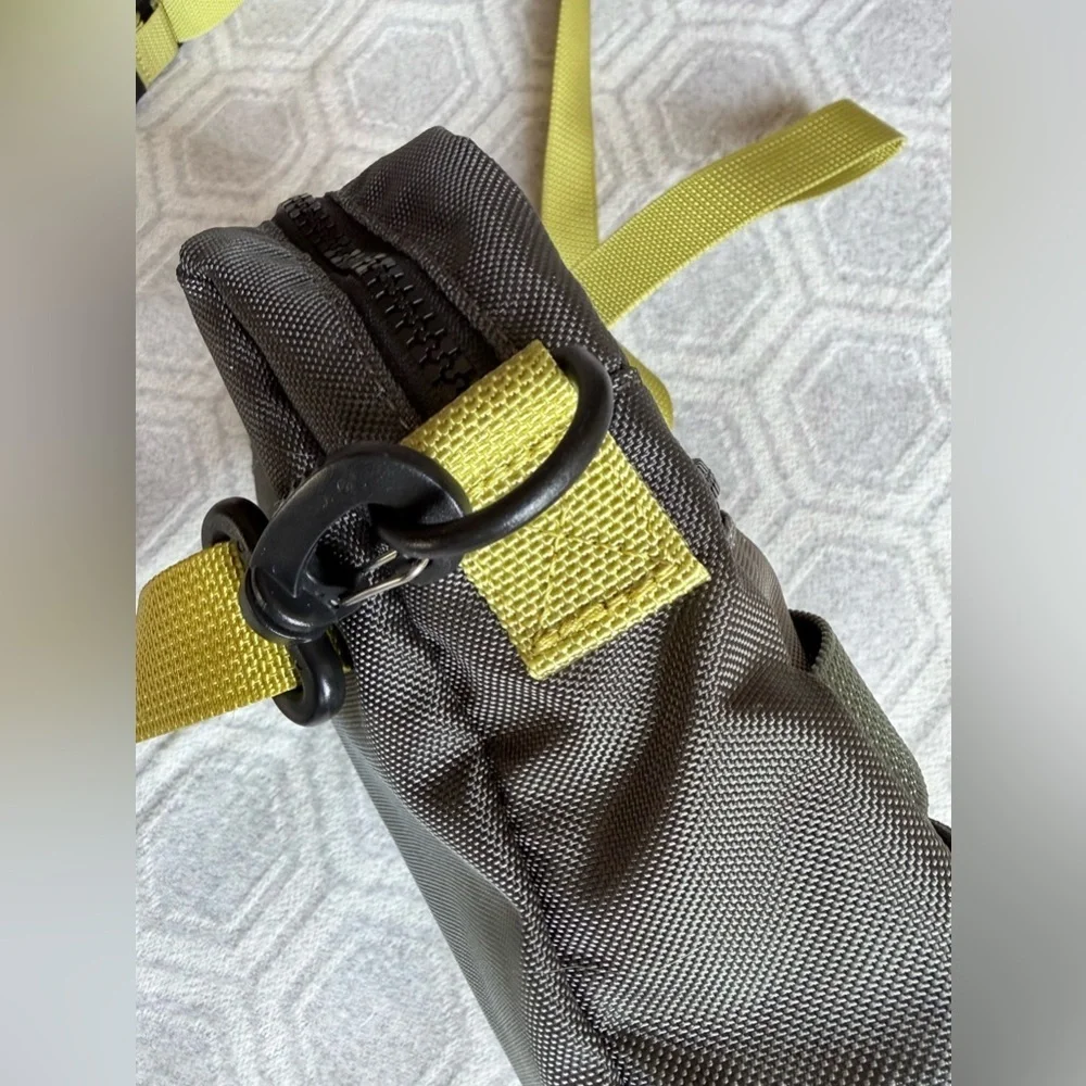 Armani Exchange A|X Color-Pieced Nylon Crossbody Messenger Bag Duck Green OS